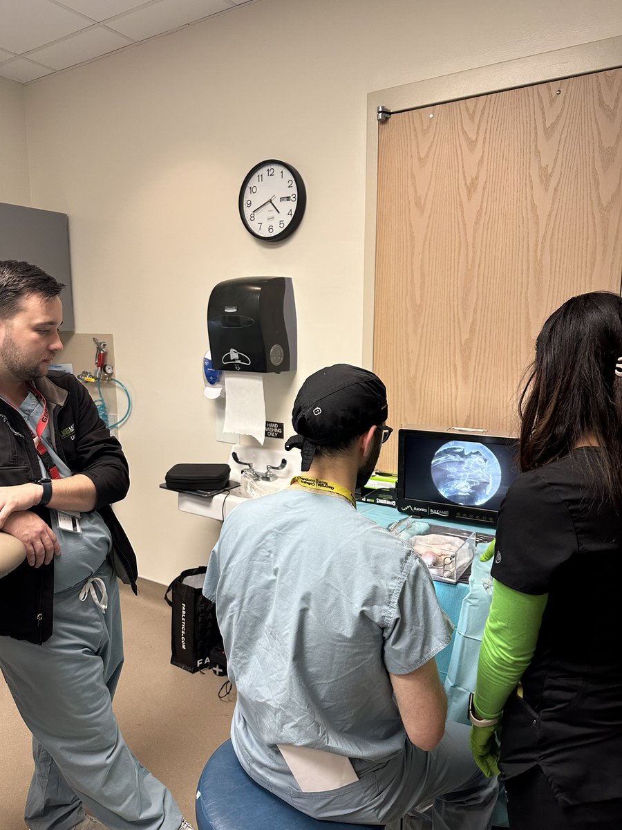 traceywilsonmd's tweet photo. So grateful for the learning opportunity provided by @axonics_mod to our  @UABUrology  residents. 2 days focusing on @bulkamid training then a journal club focused solely on URPS.  QOL is just as important as saving a life!! #nocancer https://t.co/U4PyHrsi9w