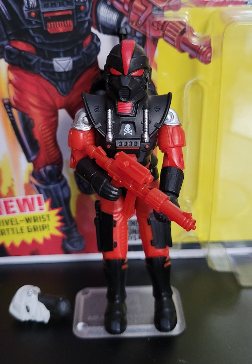 ImpHolocron's tweet image. The new Wolf Troopers from the Roboskull MKII Kickstarter are incredible. The new elbow joint on the 4" figure is well done. The new "Go-Ring" design of the 3.75" figure is my favorite though. #Roboskull #Skeletron