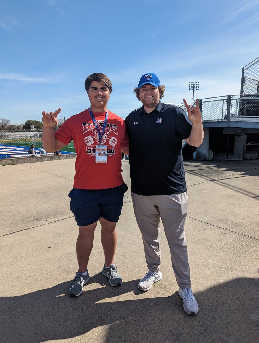 Liam Sweeney (@liams_2006) on Twitter photo Appreciate the coaching staff at <a href="/HCUFootball/">HCU Football</a> for the great visit!
@CoachFosterTE @CLHSFBrecruit <a href="/LonnieTaylor_73/">Coach Taylor</a> <a href="/CoachLawrenceFB/">Donald Lawrence</a> <a href="/coach_granville/">Rocky Granville</a> Appreciate the coaching staff at <a href="/HCUFootball/">HCU Football</a> for the great visit!
@CoachFosterTE @CLHSFBrecruit <a href="/LonnieTaylor_73/">Coach Taylor</a> <a href="/CoachLawrenceFB/">Donald Lawrence</a> <a href="/coach_granville/">Rocky Granville</a>