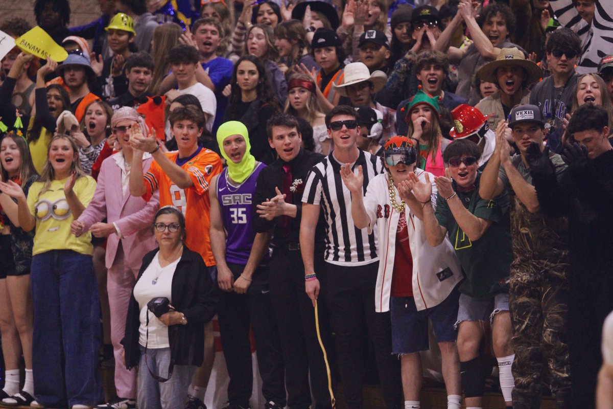 Jordan Georgeson (@j_georgeson26) on Twitter photo <a href="/zebrasboyshoops/">Lincoln HS Boys Basketball</a> <a href="/A2J15/">Aaron Jackson</a> Placer leads 14-8 after one. Great crowd from Lincoln. <a href="/zebrasboyshoops/">Lincoln HS Boys Basketball</a> <a href="/A2J15/">Aaron Jackson</a> Placer leads 14-8 after one. Great crowd from Lincoln.