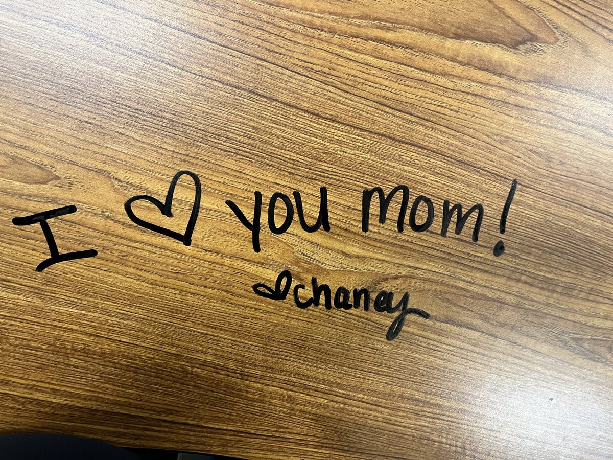 Walked into my classroom to this message on my table!! Thanks for the ❤️@chaneys_bengals #schoolmom #bengalpride