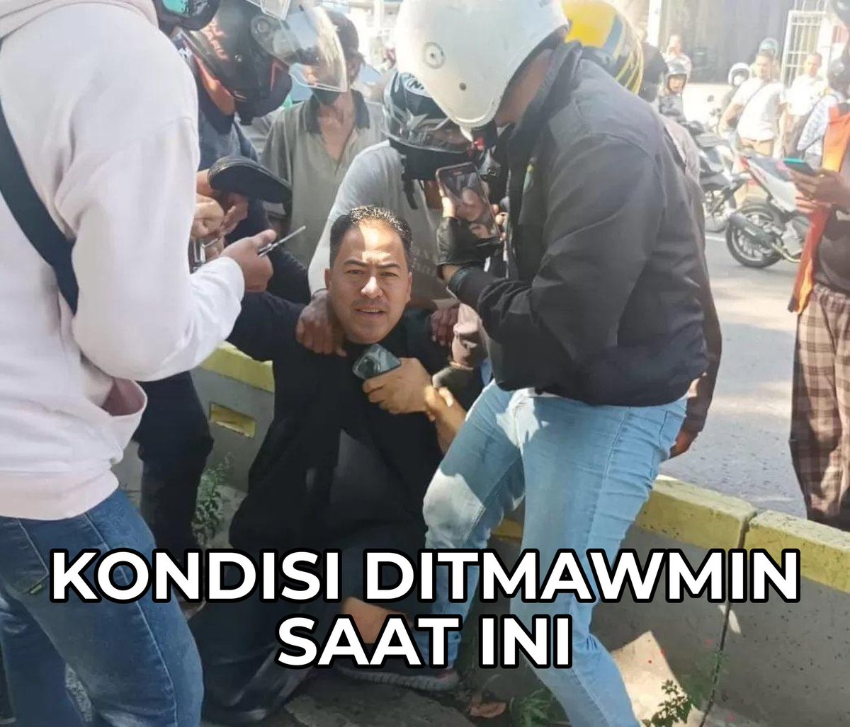 ditmawaugm's tweet photo. Gaes tenang gaes, semua bisa diobrolin baik-baik 😭😭😭 https://t.co/JaqcJuhtnC