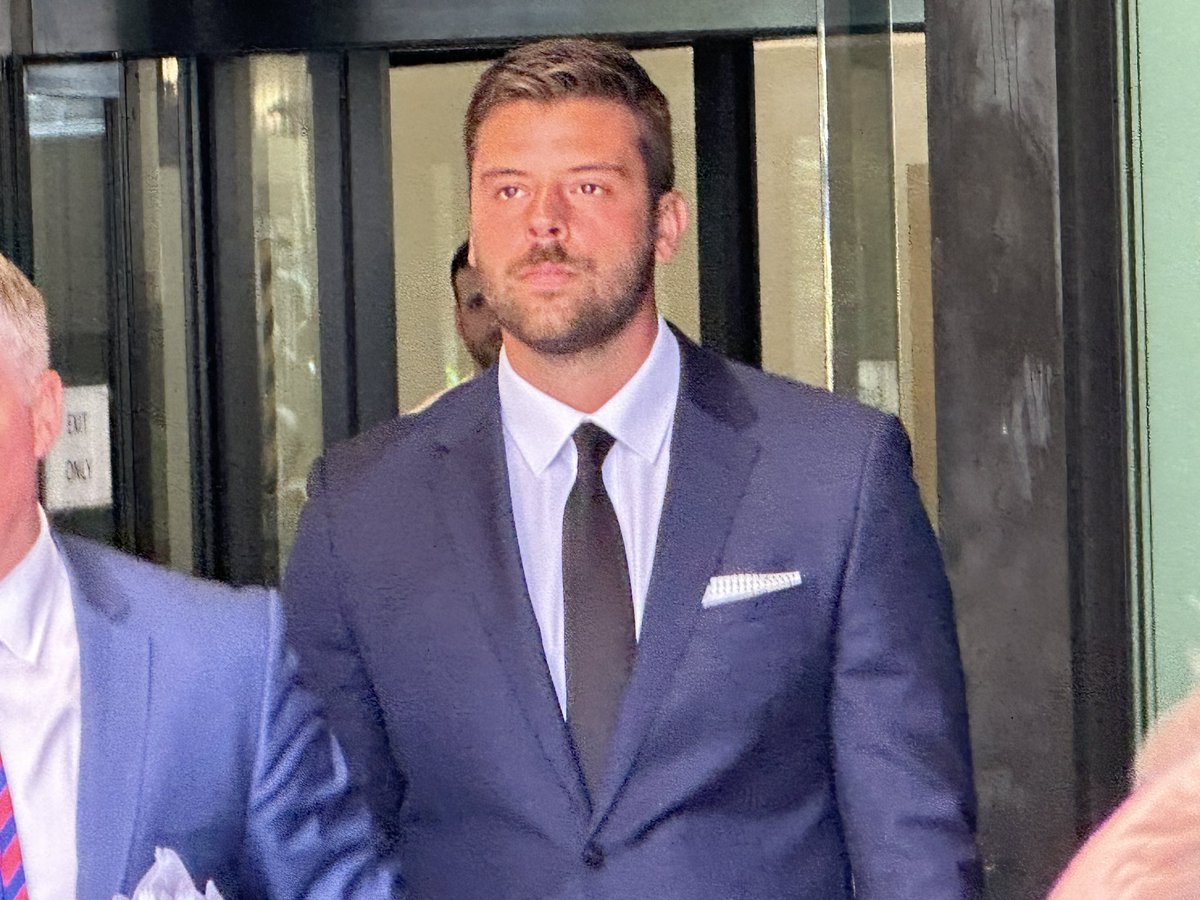 williamBrougham's tweet photo. Disgraced NSW policer officer Daniel Keneally leaving the Downing Centre following his sentencing. Seen with his lawyer Paul McGirr and his father Ben Keneally. His mother Kristina Keneally, former Premier of NSW, did not attend. #danielkeneally #kristinakeneally https://t.co/s3CF7tkEqU
