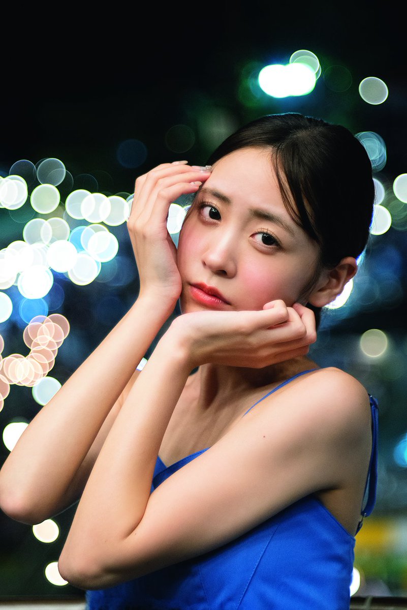 FRUITS ZIPPER櫻井優衣、“5秒惚れ”の爽やか水着カット解禁✨ 1st写真集