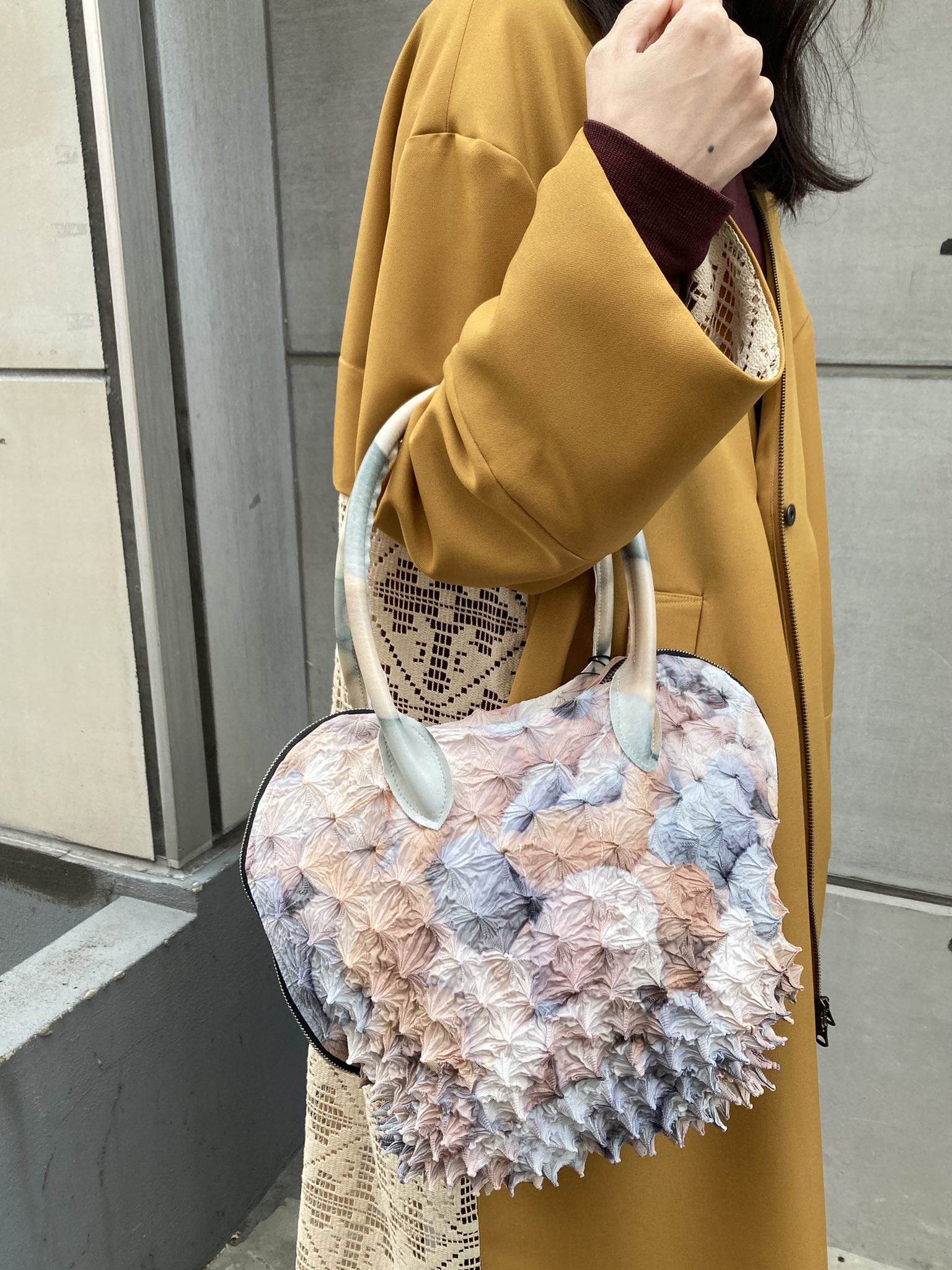 MASU SPIKY HAND BAG