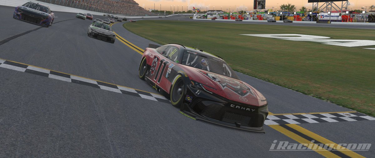 EliteRacing_'s tweet photo. .@GreatGoDZeuS wins the @homeplacebrew Daytona 500!

@blueeggmktg / @WWTRaceway / @BellyUpSports / @BellyUpGaming 

#iRacing #ThisIsElite https://t.co/G9eLouJRTI