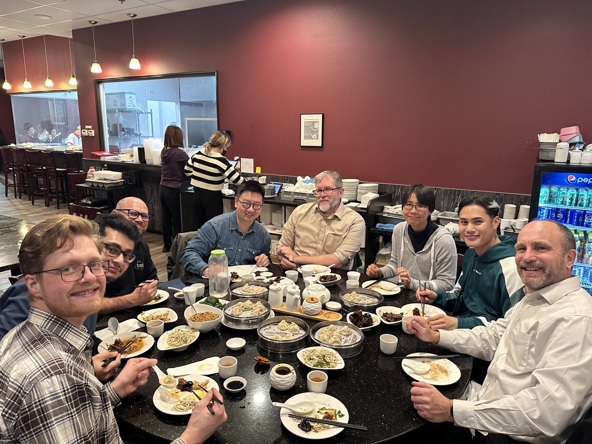 alexhydro's tweet photo. Great dinner with ⁦@DRIScience⁩ friends. Followed by paletas! https://t.co/yiaK4Obbnd