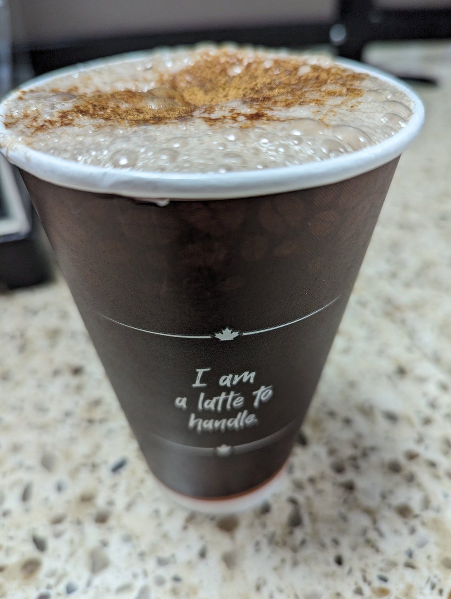 SocMedGirlyyj's tweet image. Not fancy at all, just a sprinkle of cinnamon on my @7ElevenCanada #PeppermintHotChocolate, and I'm celebrating #HotChocolateDay tonight! 😁😋
(Ftr, I'm NOT a latte to handle, but when you forget your travel cup, you take what you get.😂)
#Saanich