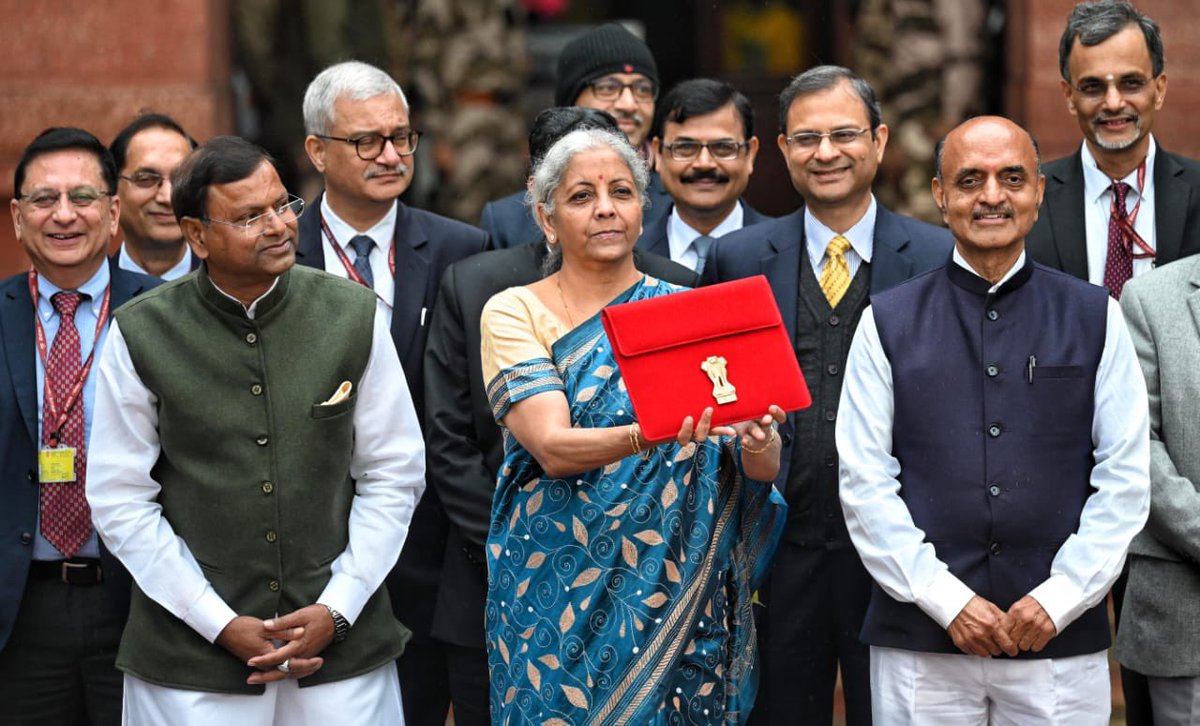 Budget 2024 : FM Nirmala Sitharaman presents Interim Budget in Parliament