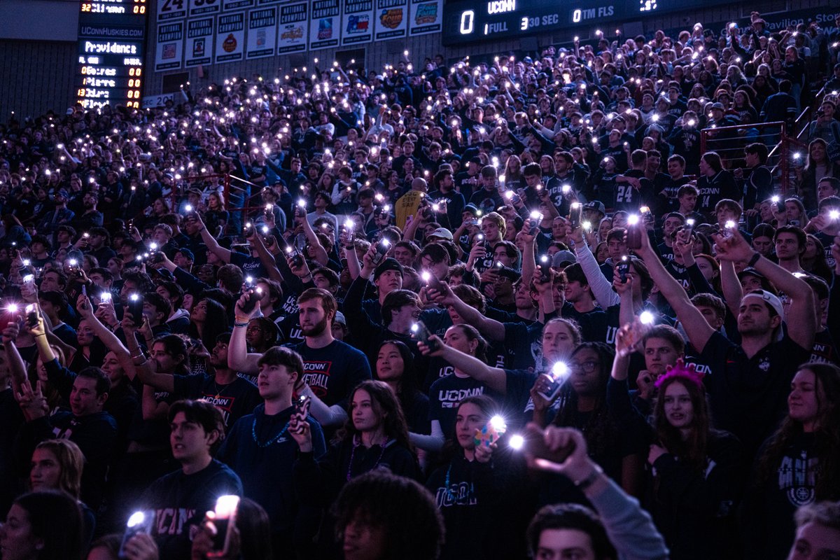 UConnMBB tweet picture