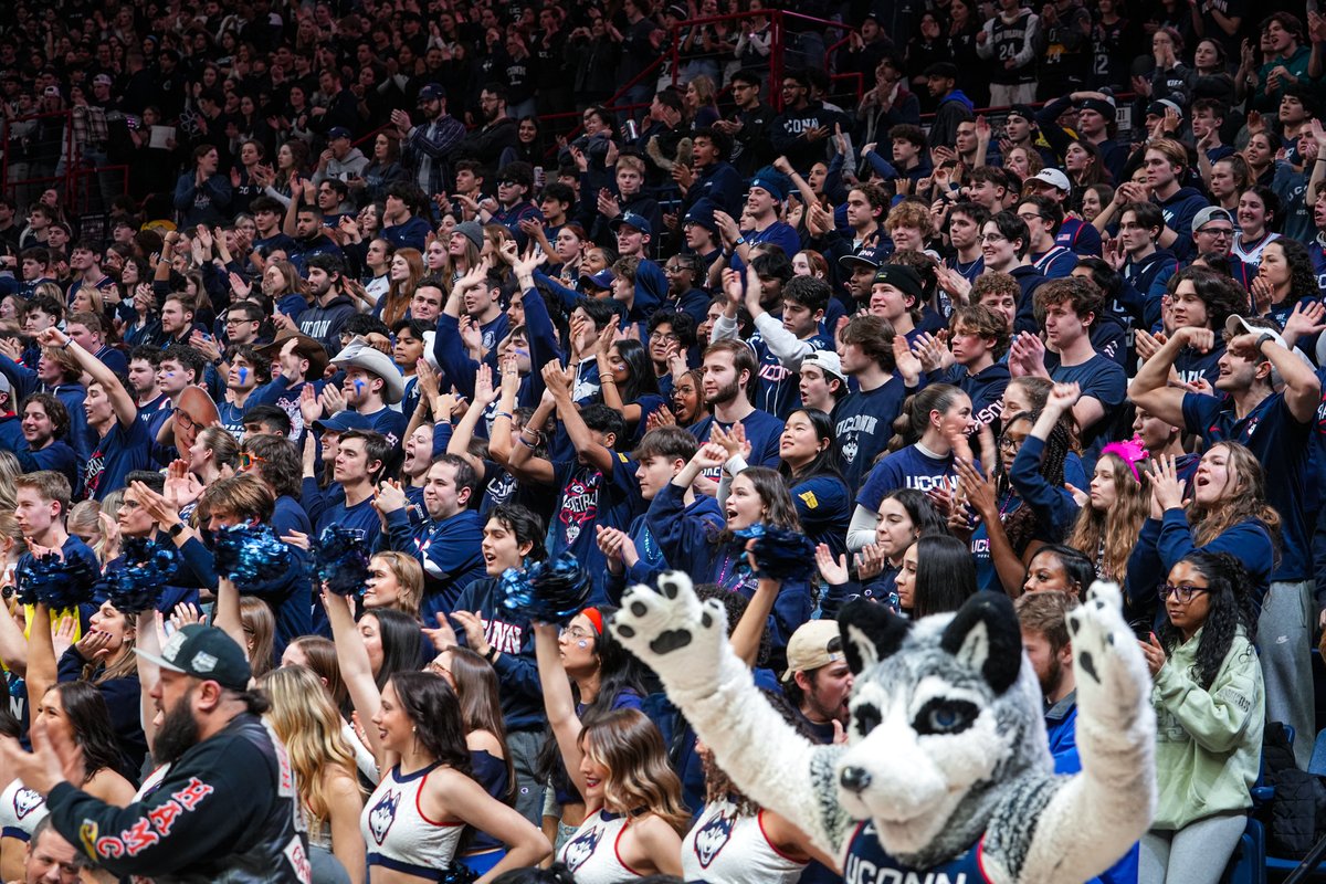 UConnMBB tweet picture