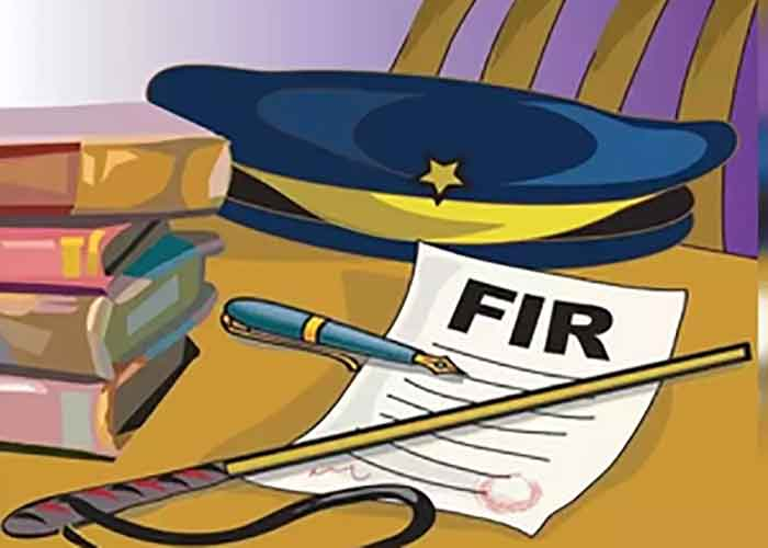 yespunjab's tweet photo. BJP MP Kirti Vardhan Singh booked for grabbing property
#BJP #MP #BJPMP #KirtiVardhanSingh #PropertyGrabbing #RajaBhaiya #Yespunjab
https://t.co/QVm7w9AbAj https://t.co/tggMcH88aP