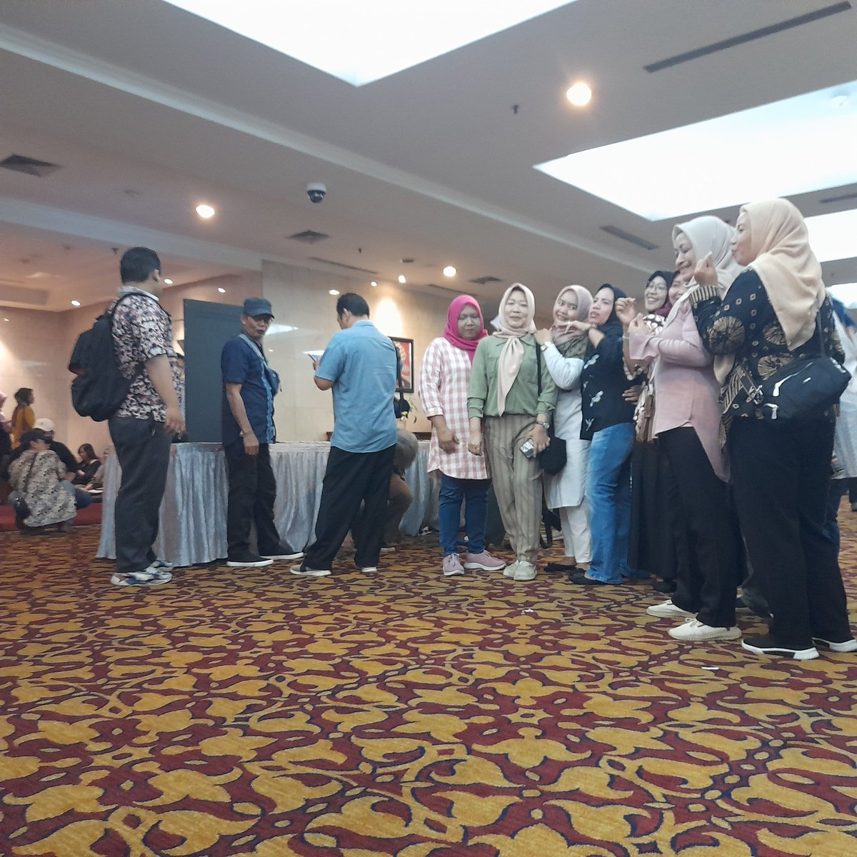 Semangat untuk pejuang demokrasi!