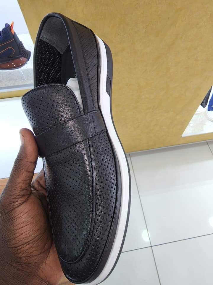 CollectionsMarc's tweet image. We are located Nairobi CBD along Moi avenue, in Digital Shopping Mall, Ground floor, shop G34 &amp;amp; G35. We are Opp. MKU Towers &amp;amp; behind Nation Center. Please call or WhatsApp 0746 817388
maps.app.goo.gl/iyL731pwu7wvmc…
We deliver countrywide80