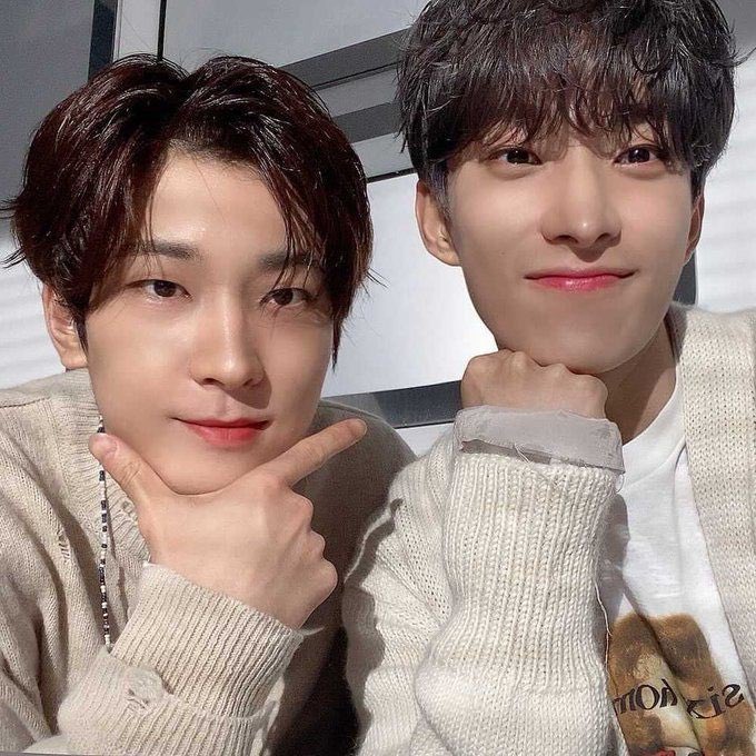 느낌조은 직선즈