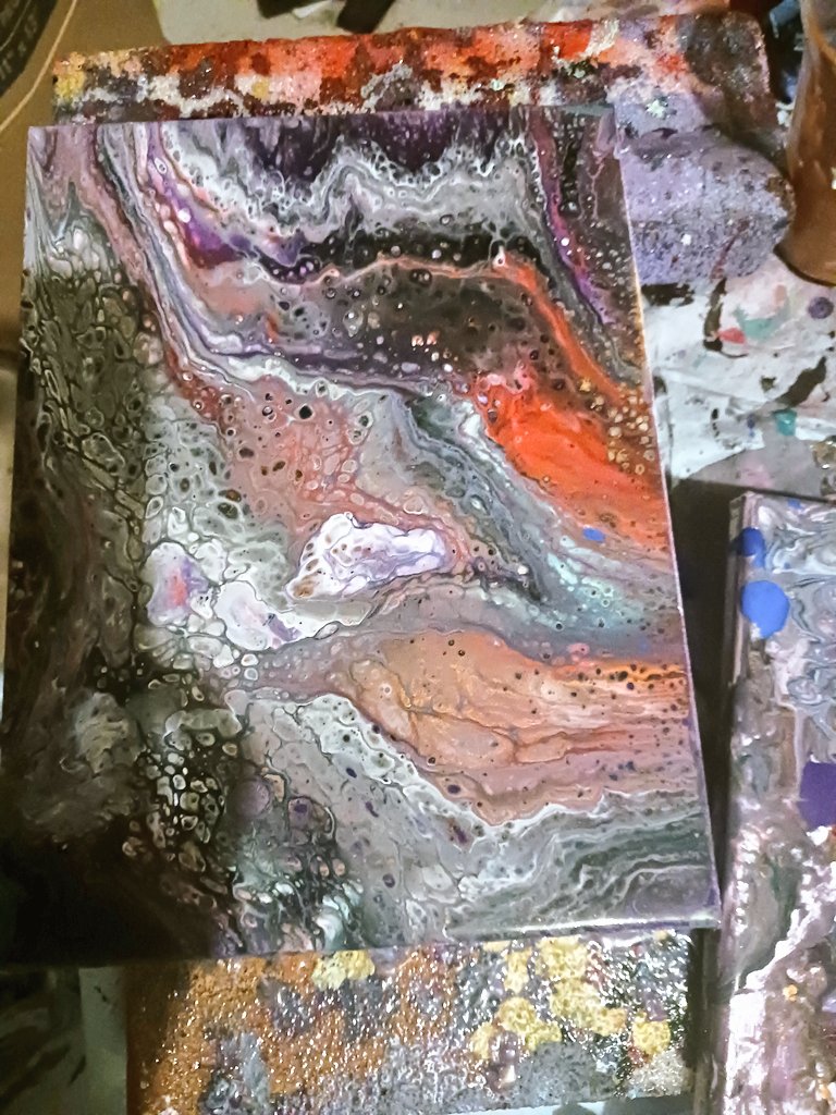 MinxyMisty's tweet photo. I just got finished making a friend a #painting. I call it, My Funny Valentine, for the #acrylicpour, #acrylicpainting, #acrylic #pour, #pours, & the partial #splatterpainting, ##splatter, #paint, partial acrylic pour with the man in it! The haunting figure, I call, The Man with https://t.co/DVmRuRxekz