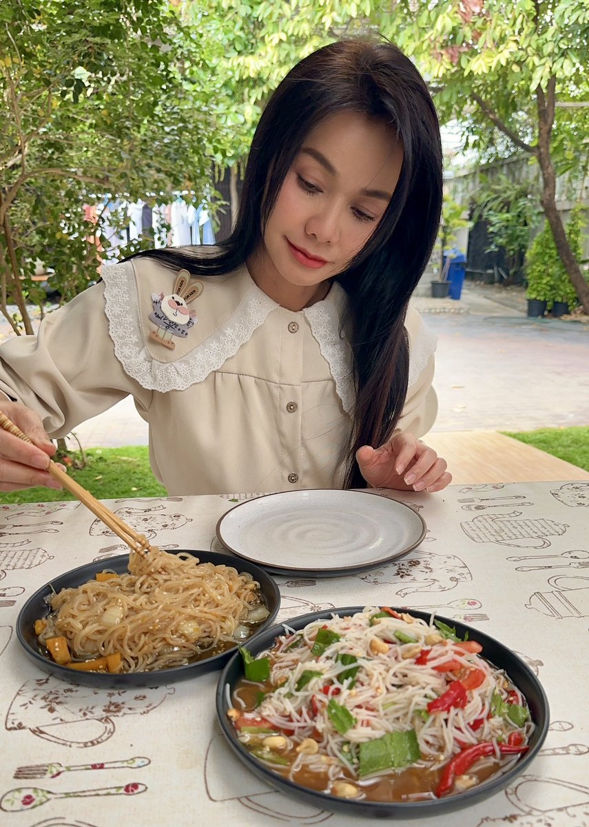 jeabkistaporn's tweet photo. 😋🍝 https://t.co/1kCsW4ft85