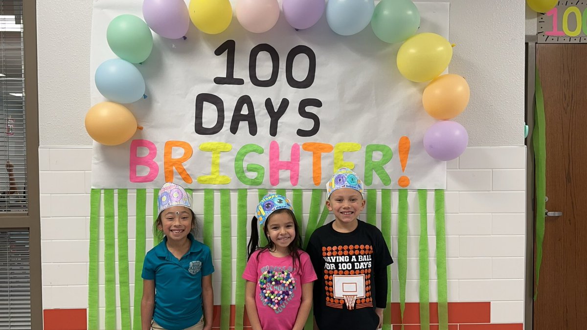 Emartinez10Em's tweet image. #100thdayofschool #cactusmakesperfect