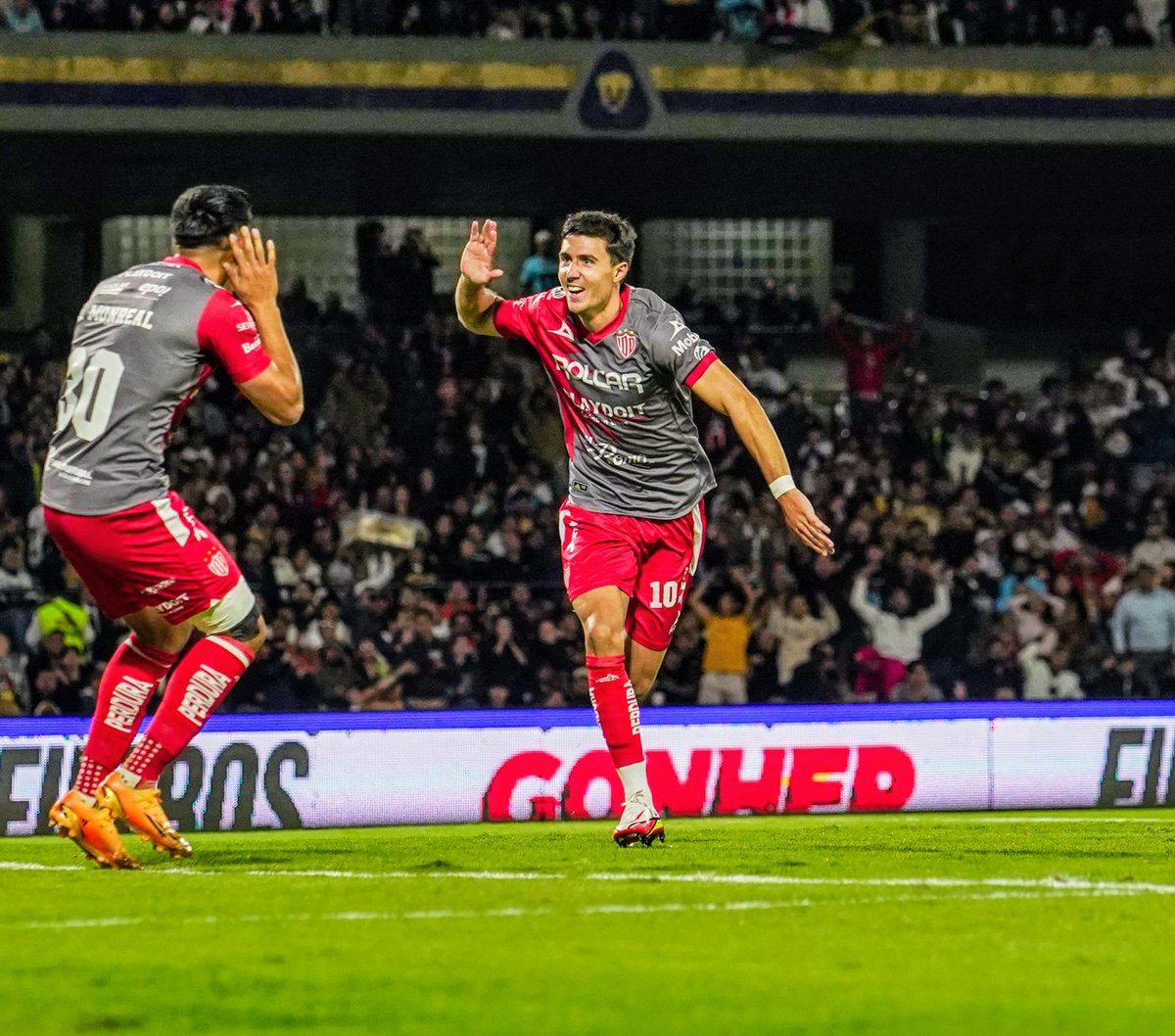 ¡PARADELA...NTE! 

Nos está gustando este <a href="/ClubNecaxa/">Club Necaxa</a> que responde y no se cruza de brazos. Esta versión del rayo camina y suma puntos. A esto le falta mucha historia y trabajo, pero Paradela, Monreal, Unsain, Peña y todo el grupo, han respondido. ¡Pa' delante! ¡Fuerza rayos!