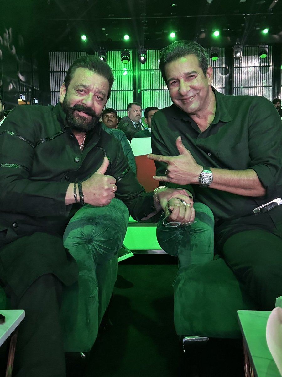 Great to see my buddy Sanjay Dutt almost after a decade, humble as always...#kahlnayak