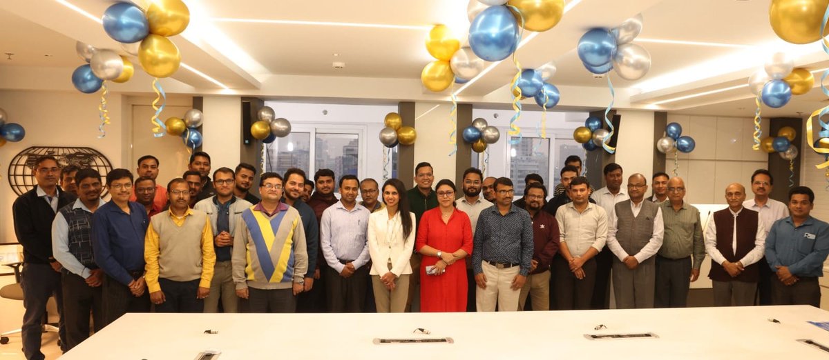 Patton_IntLtd's tweet photo. Take a peek into a very special occasion - the birthday celebration of our President, Patton Group Preeyam Budhia's birthday at Patton International Limited head office .
We wish her the best of everything and happiness always!

Team
Patton Group

 #Birthday #PattonGroup https://t.co/Wr9T7csy9S