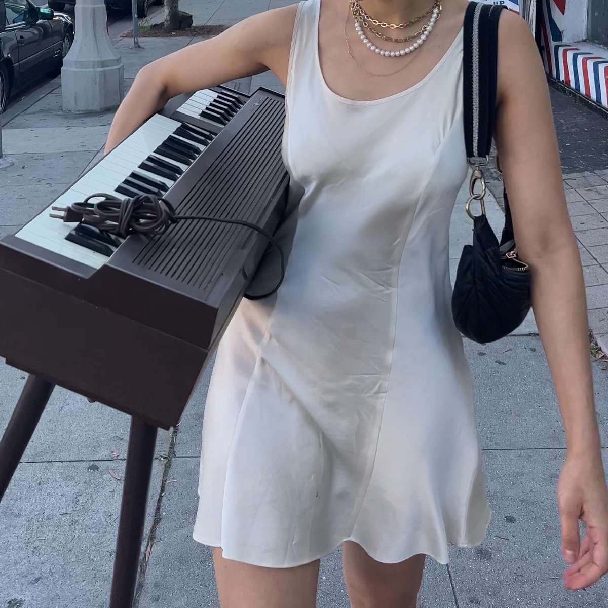 new baby 🎹🎀🏰

:
:
:
picture <a href="/spencerzahn/">Spencer Zahn</a> 
:ö
:
:
:
:
:
:
:
:
:
:
:
:
#femalemusicians #femalecomposers #composer #piano #newclassicalmusic #miniorgan #organ #labucketlist #filmmusic #studio #losangeles #highlandpark #musicstudio #versace #victoriassecret