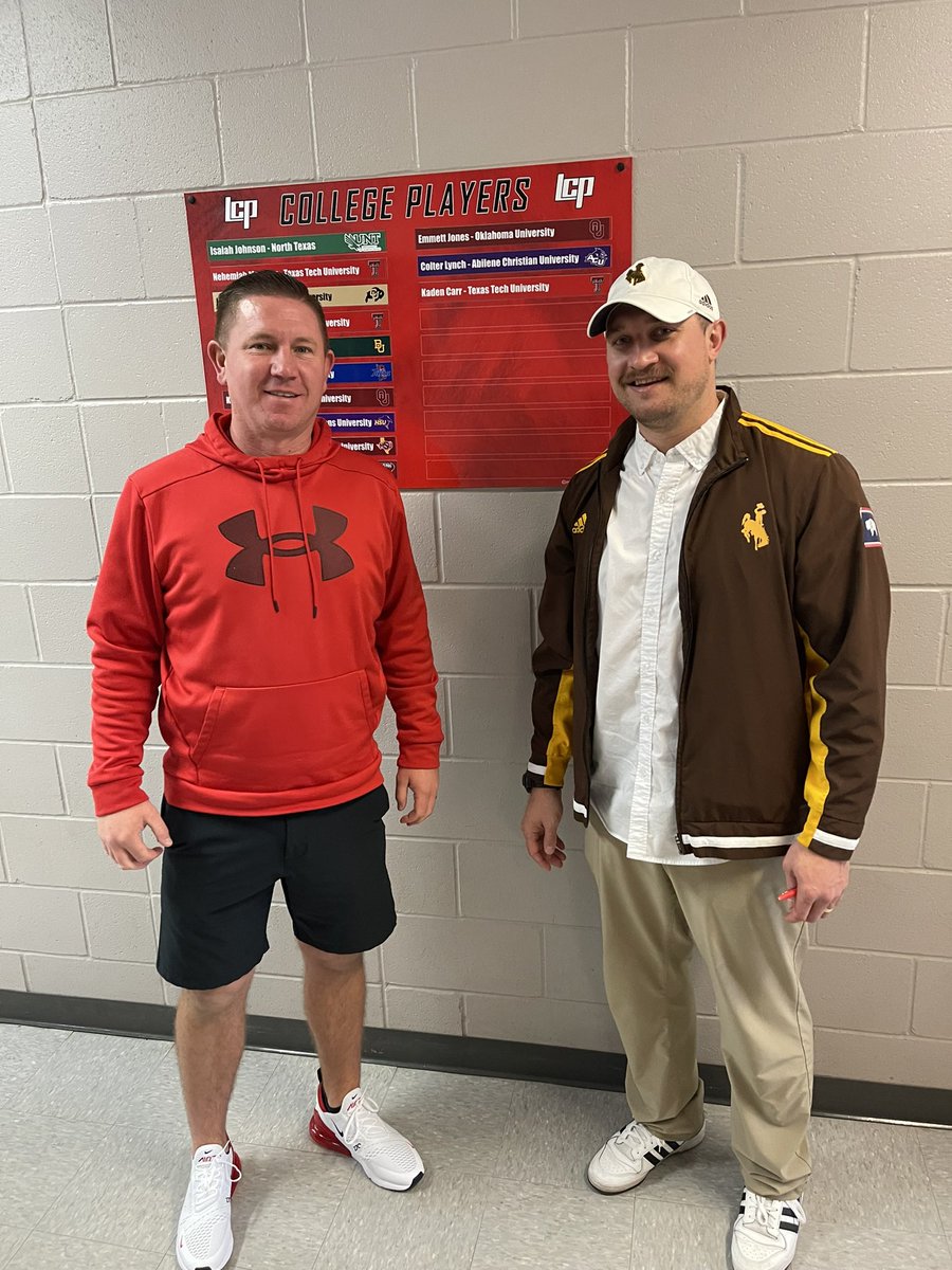 RecruitLCP's tweet photo. Big shout out to @CoachBHen and @wyo_football for coming out to #RecruitLCP today! @THSCAcoaches #RecruitTheHub #straightlinerecruiting https://t.co/mXN0K8ORkh