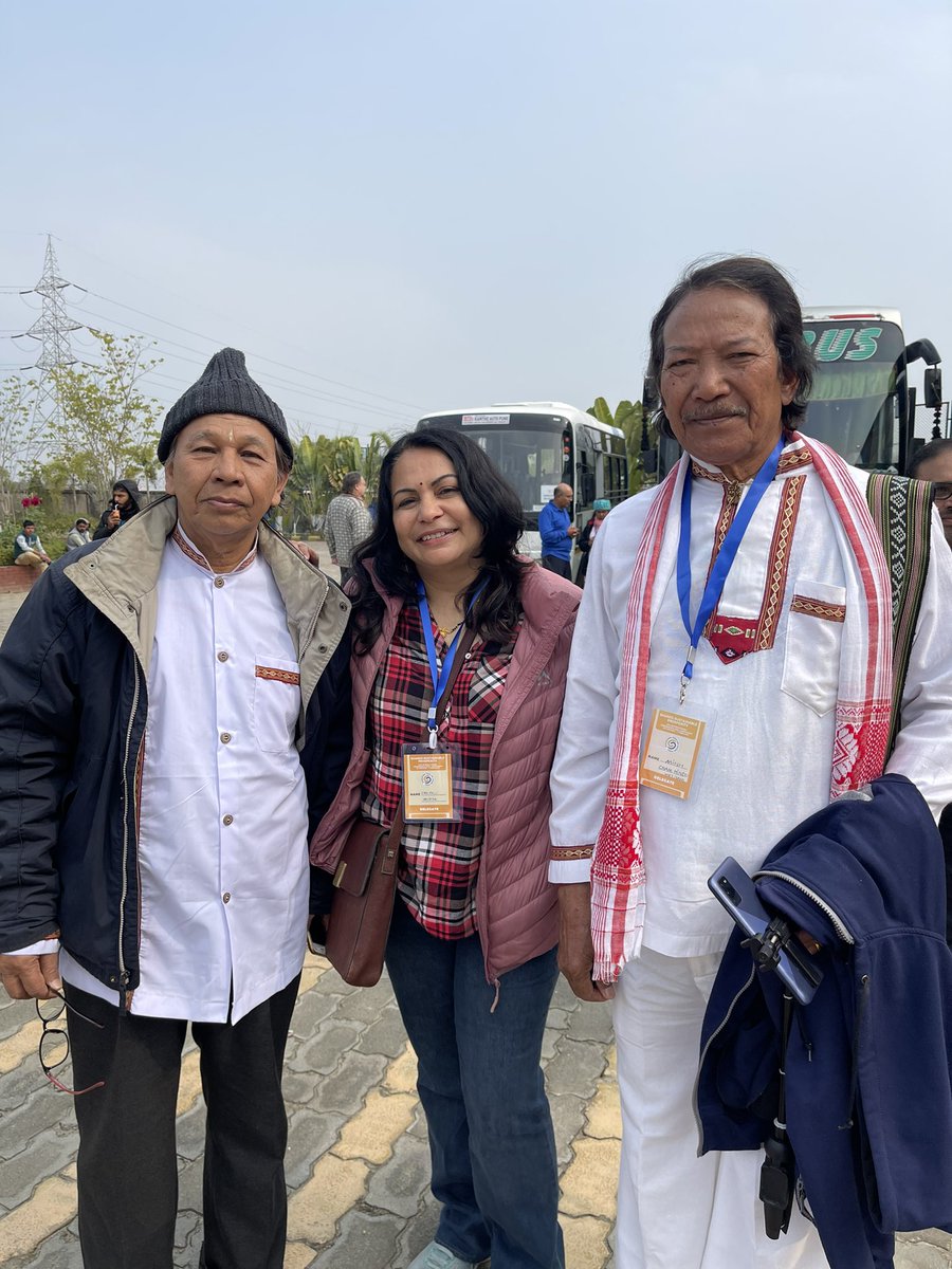ShefVaidya's tweet photo. With Minh and Phan, elders from the Balamon Cham Hindu community of Vietnam at the International Conference Of Ancient Living Cultures in Dibrugarh. 

Balamon Cham are a non-Indic indigenous Hindu community of Vietnam that mainly reside in Ninh Thuan and Binh Thuan provinces. 

They practice a form of Shiva worship that is deeply connected with the history of the Hindu Champa kingdom of Vietnam. 

Most Cham Hindus have never been to Bharat, but such is their connection with the land of Dharma that they believe that when they die, Lord Shiva sends Nandi to take their soul to the holy land of Bharat! 

#Hindu #Dharma #BeingHindu