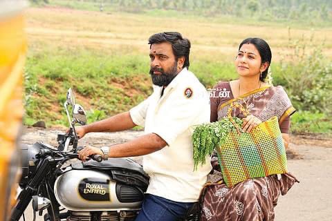 TBSTwizzle's tweet photo. #Garudan New Stills 🌟
#Soori | #SasiKumar | #UnniMukundan | #RevathiSharma | #Sshivada | #RoshiniHaripriyan | #Samuthrakani | #YuvanShankarRaja | #Vetrimaaran | #DuraiSenthilKumar
In Cinemas Soon!! https://t.co/OQGDpNG7SO