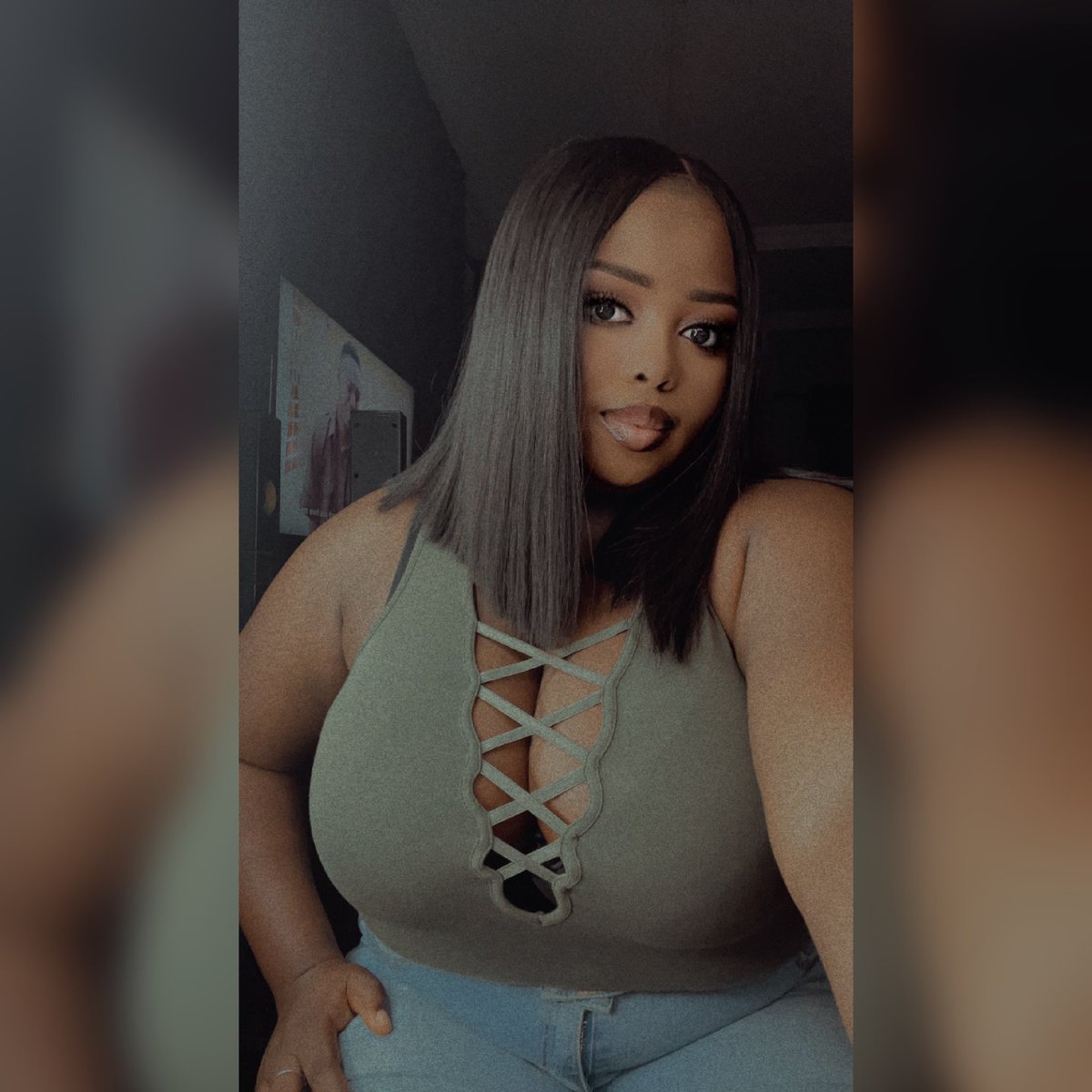 Adeyemi_tife's tweet photo. Cheers to a day as special as me. ❤️Happy birthday to me. BIG16🎂 https://t.co/lZK3saJr2w