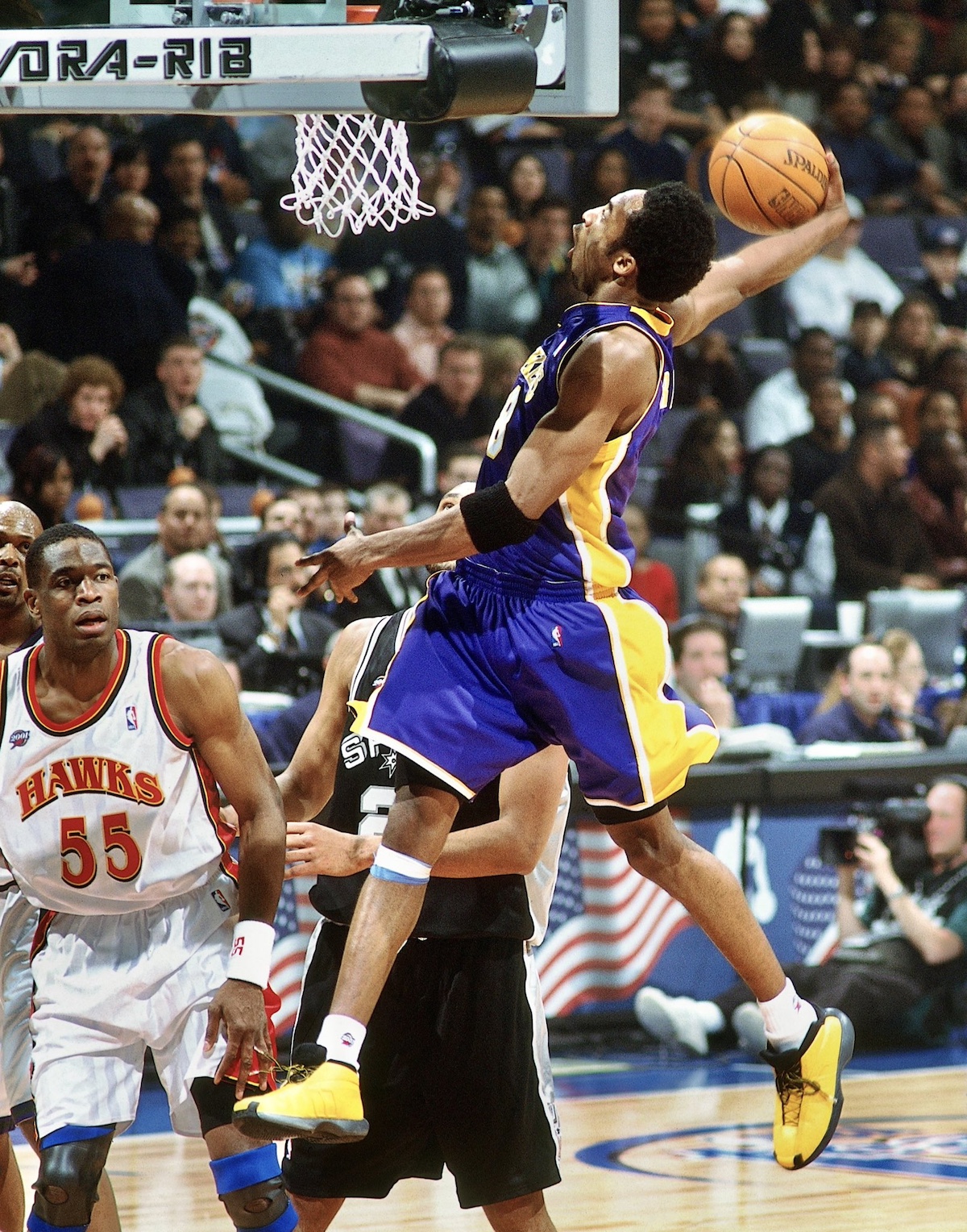 Adidas kobe 2001 2025