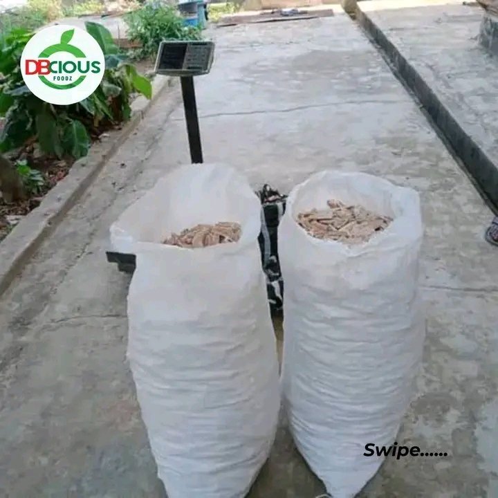 DBCIOUSFOODZ's tweet photo. 20kg of our unripe plantain flour to our calabar customers at 1500 per kg but MOQ is 2kg. 

100kg of our unripe plantain flour/ flakes to our Lagos customers at 1500 per kg. MOQ for Lagos is 5kg and free delivery your doorstep if you buy up to 25kg. 

07062930486 

Pls repost 🙏 https://t.co/13JZVRr4x2