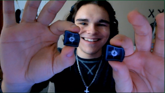 FOODSTAMPS's tweet photo. The Crib moments soonTM (Yes, he melted his keycaps trying to dry it) https://t.co/zMS4DvHjwn