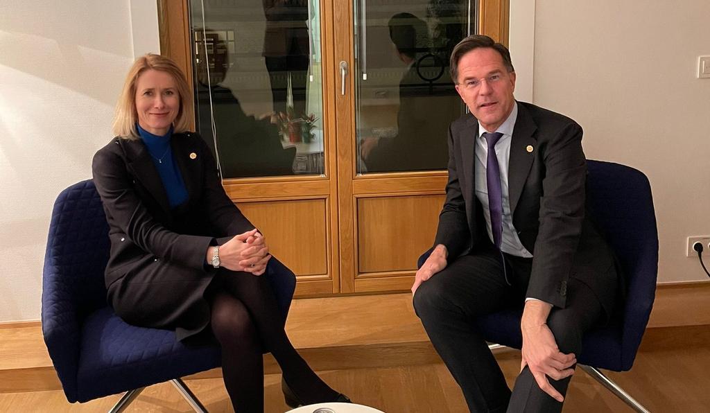 Discussed with Mark Rutte @MinPres ahead of #EUCO how to beef up European defence, ensure sufficient funding for Ukraine and prepare its future in EU.