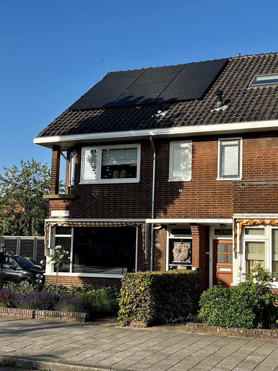 Toob_Alers's tweet image. 18 kWh meer ☀️ in januari 2024 t.o.v. 2023 het jaar begint goed 👍🏻

#feitjes #zonnepanelen
