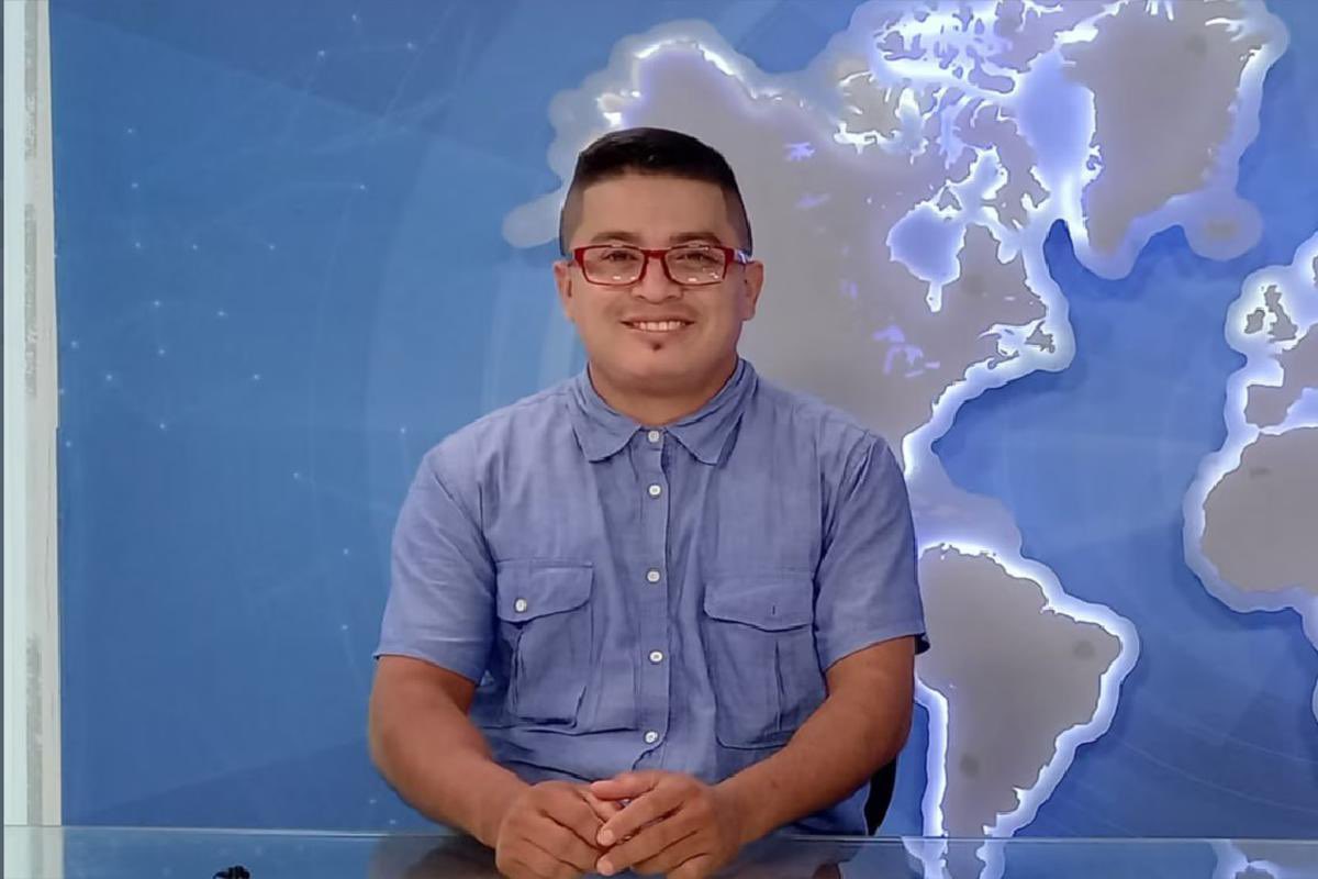 Libertad para el periodista Victor Ticay, detenido injustamente por ejercer su profesión.

#SinCausaJusta