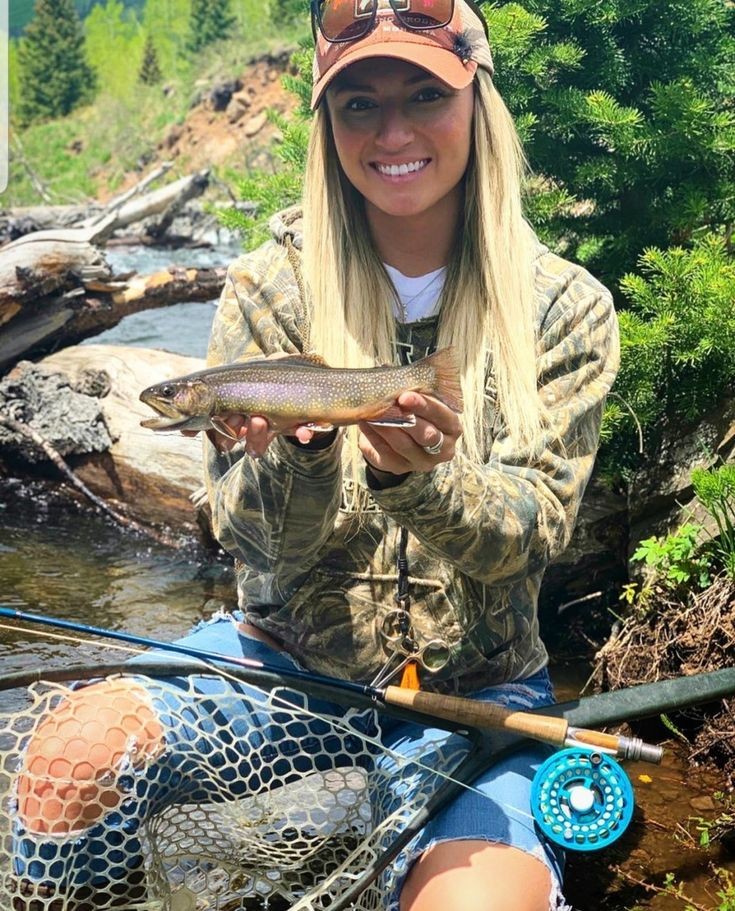 FishingFolkz's tweet photo. Tell us your secret fishing technique!🎣

#fishing #fishinglife #fishingtrip #FishingTown #fishingislife #GodisGood #Bella #Steam #Sony #Deport #Konami #Sega #NYPD #Ohio #TheMessenger #Kerry #Bella #BlackDoom #Clapham #Eros #Madders
#Kamala #Harvard #Nicola #Tara https://t.co/y3pIcqIvxT
