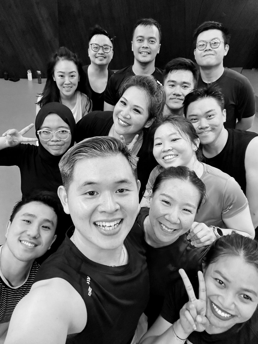 at0555pm's tweet photo. Taman Anggrek Club.. https://t.co/BqQsURi71Q