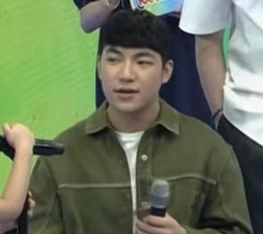 MasulaMichaella's tweet photo. So pogi 🫶

ThurSTday WithDARREN
#DNs116MonthsOfLOVE
#DARREN @Espanto2001 
#ShowtimeApakaSaya https://t.co/mtljDnhBrM