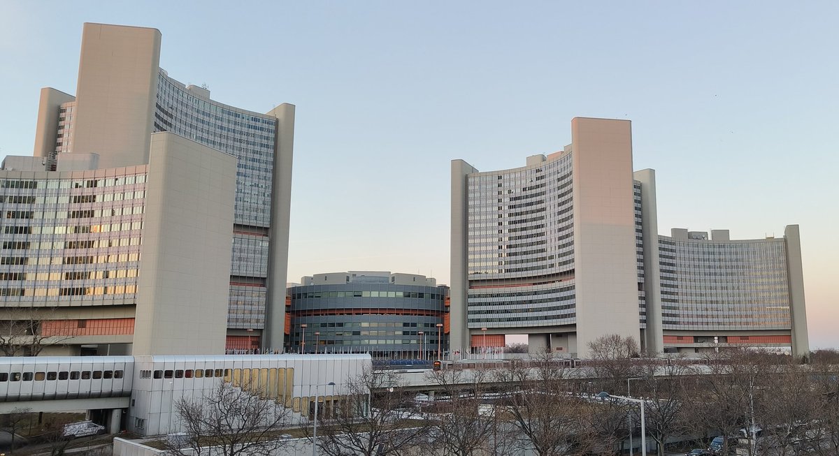 I had the honour of representing <a href="/sciensano/">Sciensano</a> and Belgium at the <a href="/UNODC/">UN Office on Drugs & Crime</a> expert meeting on #syntheticdrugs. We talked about multilateralism, counternarcotic capacity, early warning and prevention. The key message: drugs know no borders, why should we?! #collaborate #preventnotheal