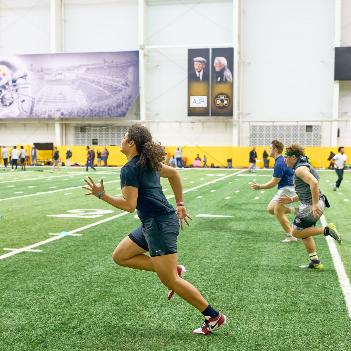 willkigorman's tweet photo. Working hard on my speed and explosiveness over the next few months with Coach Justin King ( @theking1 ). Honored to receive so much knowledge and instruction  from an NFL veteran who ran a 4.31 (40yd dash) at his combine 💨. @210ths https://t.co/Hysfuww45S