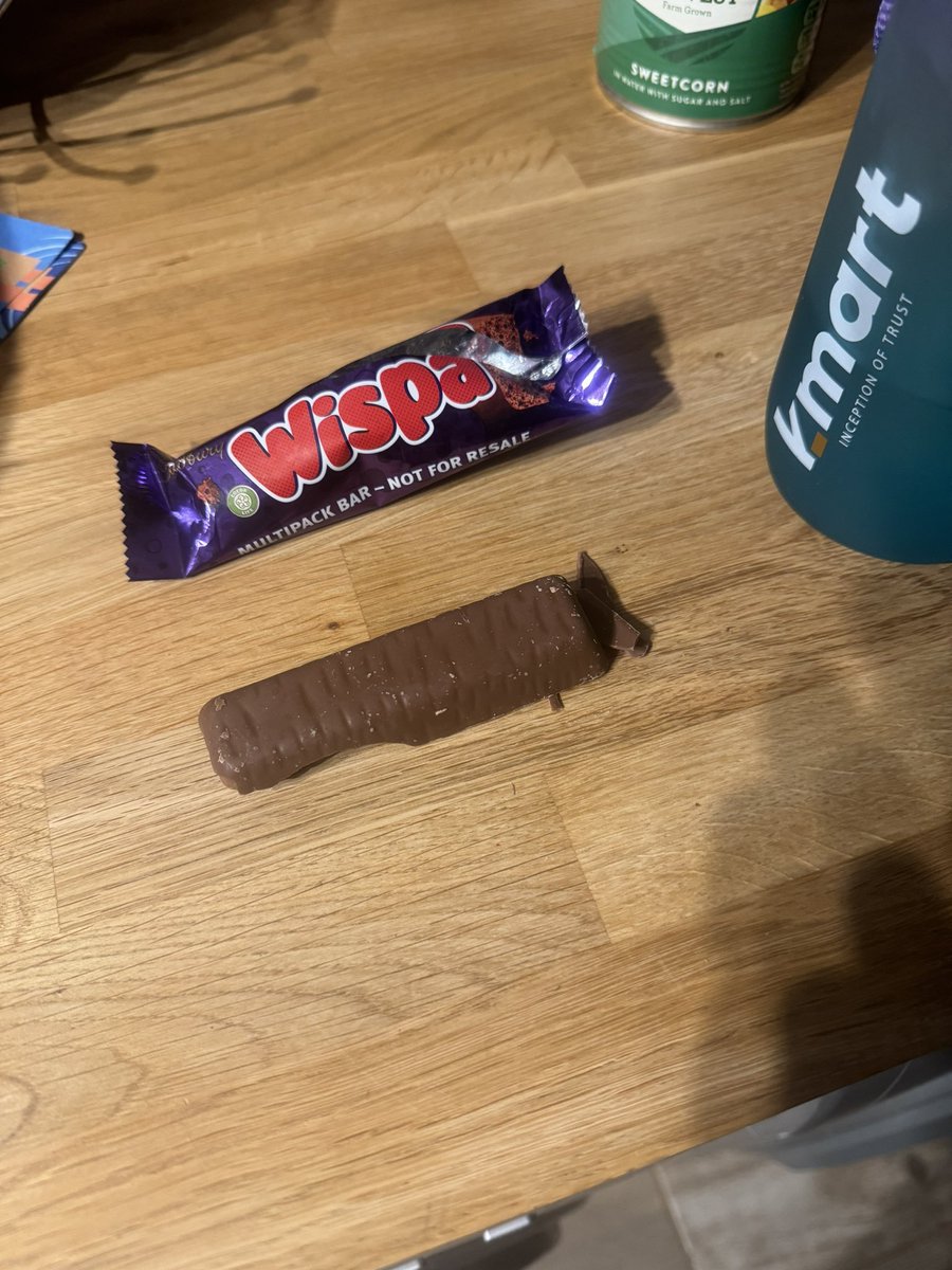 WBodenham's tweet photo. @CadburyUK not your usual standard out a multi pack can’t take them back as I didn’t get a receipt. Very disappointed https://t.co/t3OV8HCxZZ