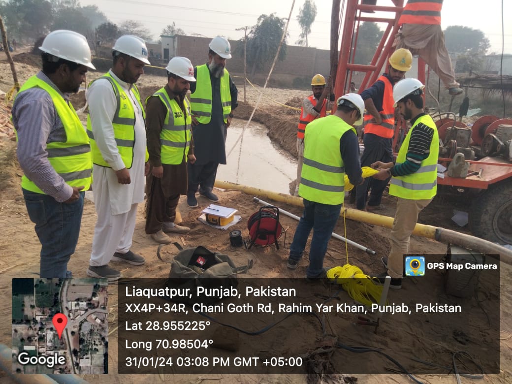 PRMSC_Official's tweet image. Bore Drilling &amp;amp; Tube Well Installation in Chak no. 5/A, Liaqutpur. Dedicated team is currently engaged in the drilling of a bore and the installation of a tube well to ensure sustainable water access for the community.

#PRMSC #lgcd #worldbankpakistan #Liaqatpur #punjab #Pakistan