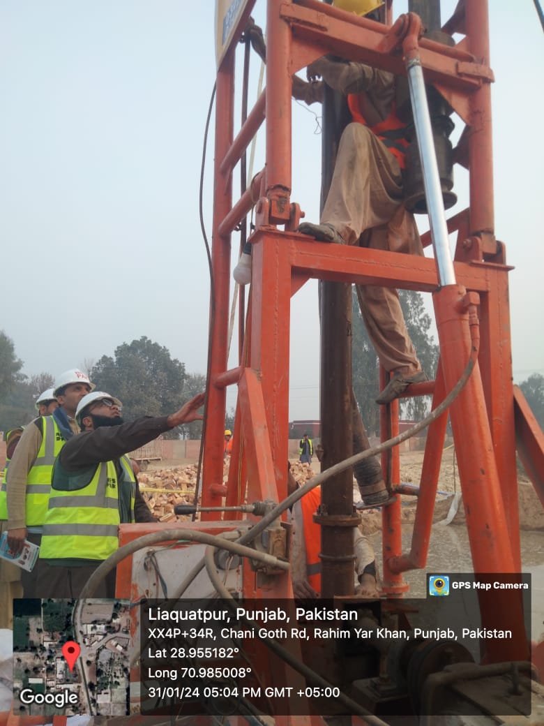 PRMSC_Official's tweet image. Bore Drilling &amp;amp; Tube Well Installation in Chak no. 5/A, Liaqutpur. Dedicated team is currently engaged in the drilling of a bore and the installation of a tube well to ensure sustainable water access for the community.

#PRMSC #lgcd #worldbankpakistan #Liaqatpur #punjab #Pakistan