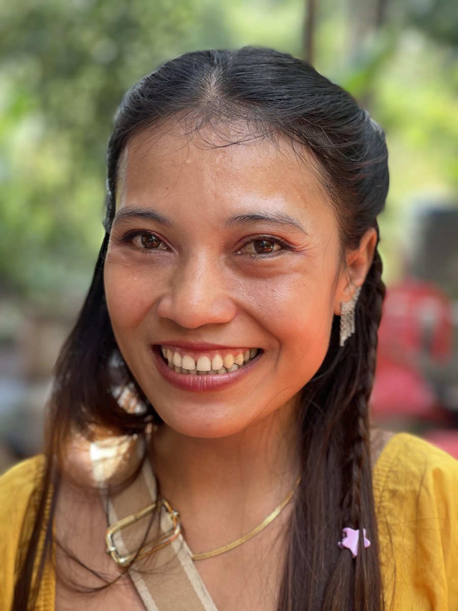 LikelocalI's tweet photo. #LikeLocal #people always #smile! #cambodia #siemreap #wedding #locallife #culturalimmersion #travel #experience https://t.co/RpYECULo7A
