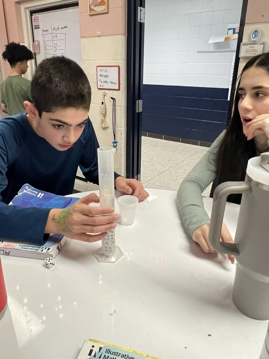 Lindsey Becker tweet media