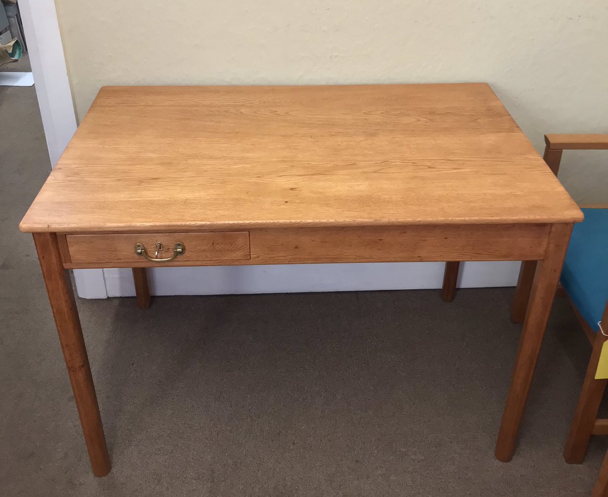 It’s finally arrived and looking for a new home, solid oak Danish 1960s desk. Come and have a look #Shrewsbury #indieretail #MHHSBD