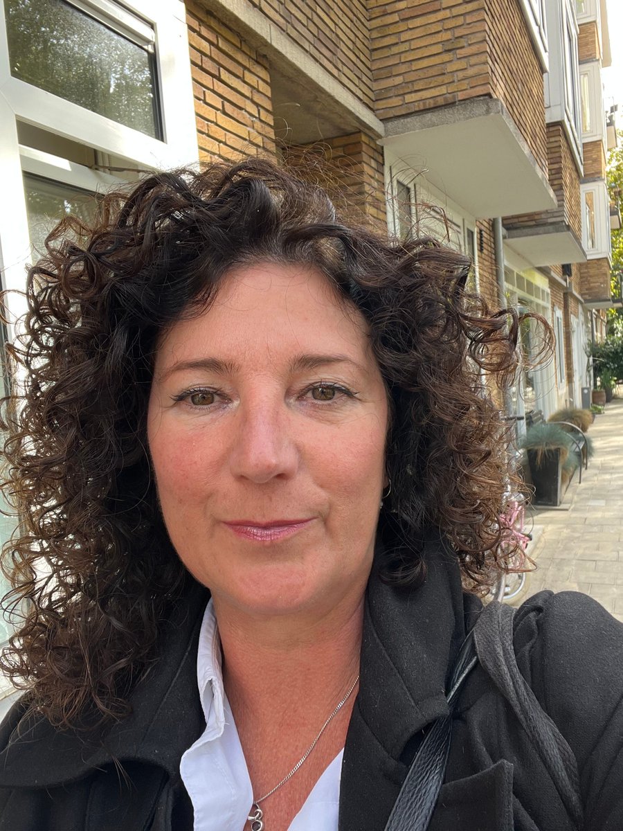 MaryvanBelzen's tweet photo. Kun je klanten aantrekken met je astrologisch type? https://t.co/tfyL4av1O8 via @LinkedIn https://t.co/kYZmm84WH1