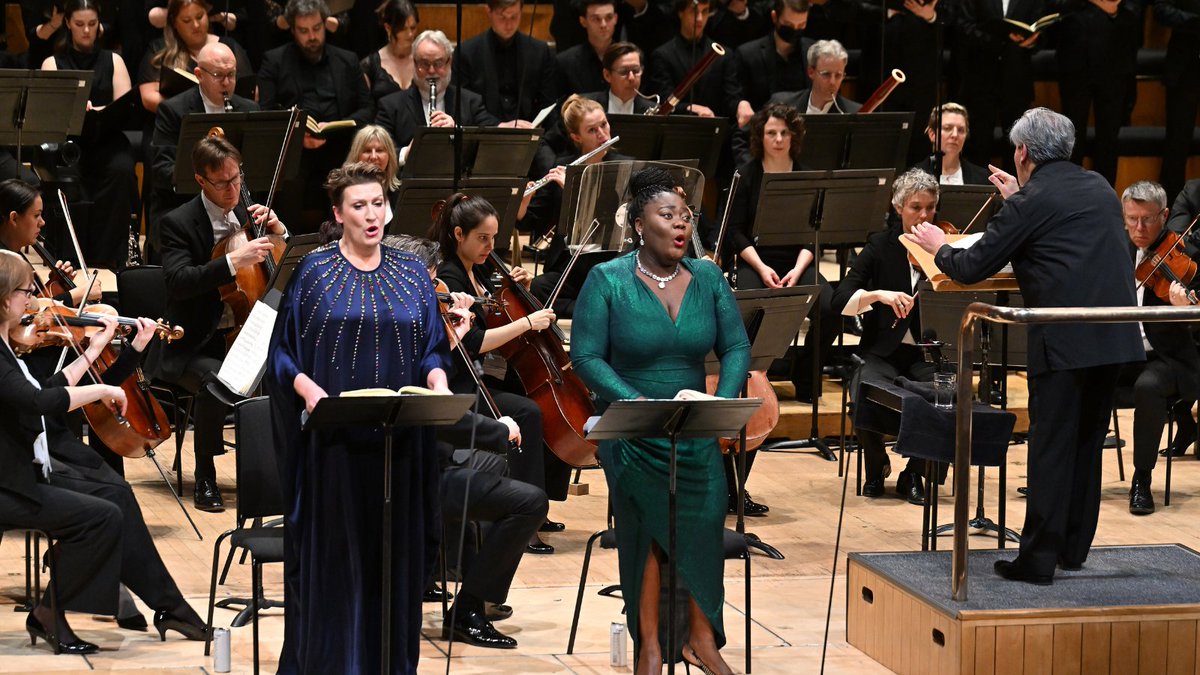 londonsymphony's tweet photo. What an unforgettable night! 🎶 It was pure magic performing Mendelssohn's Elijah again with the dream team of @LSChorus , the fantastic soloists, and the @guildhallschool semi-chorus under Sir Antonio Pappano's guidance!

Photo: Mark Allan https://t.co/QAuFzkh9QZ