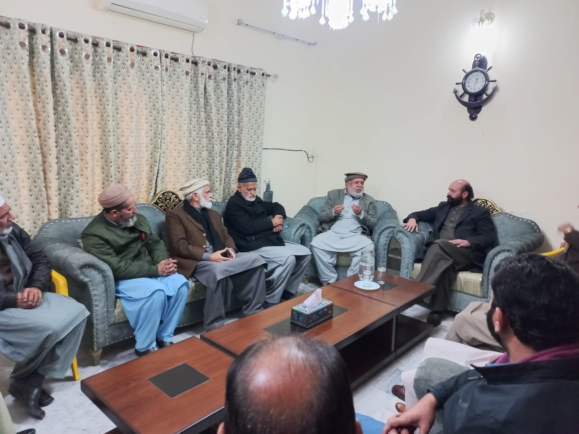 پاکستان عوامی تحریک کے نامزد امیدوار برائے NA-53 سردار محمد منصور خان کی جان کالونی سکیم تھری میں کارنر میٹنگ، شرکاء کا مکمل حمایت کا اعلان 

#Elections2024 #NA53